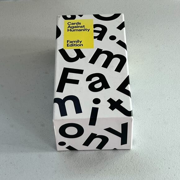 Card Against Humanity Family Edition Game Age 8+ 600 Cards - Picture 1 of 8